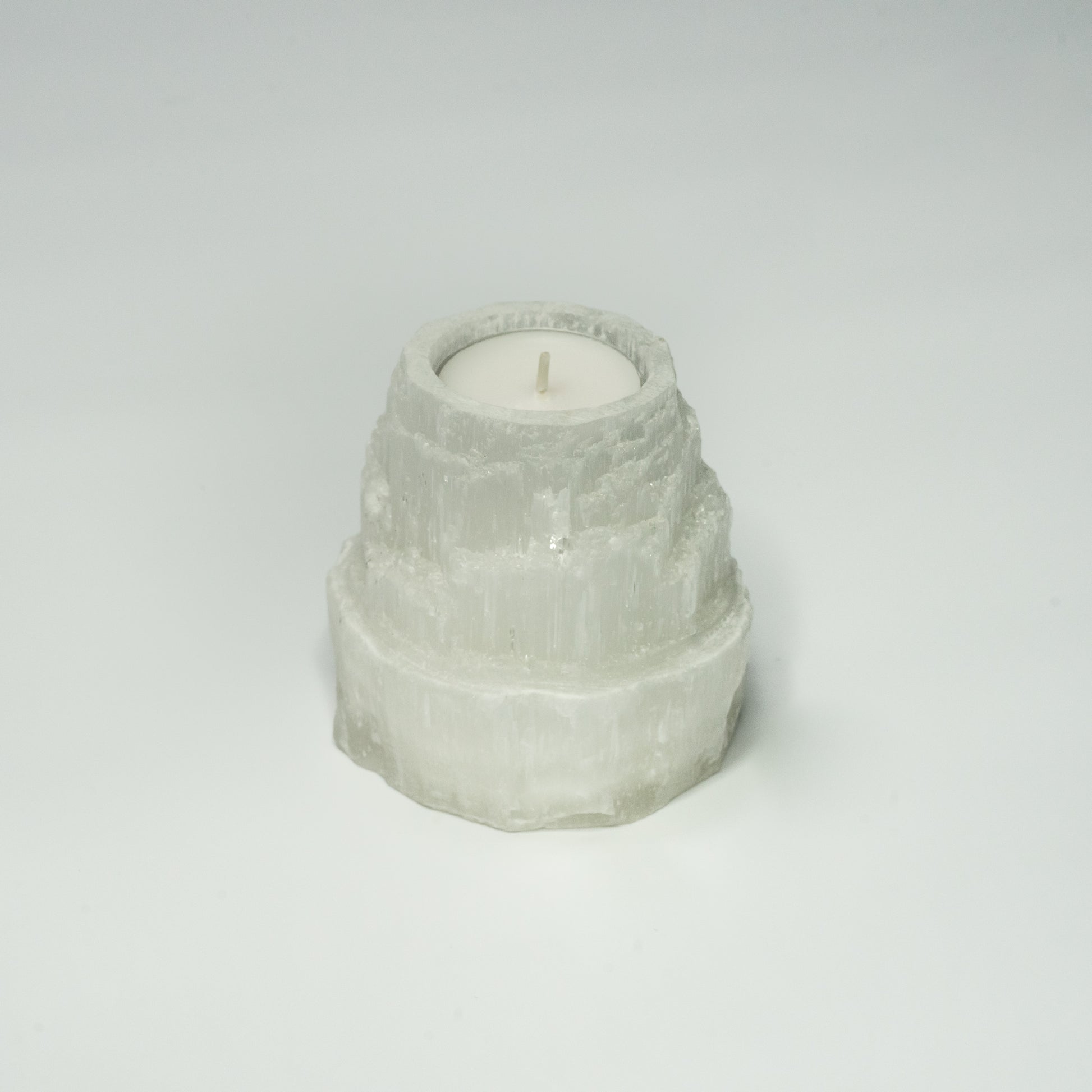 Selenite candle holder mountain top (white)