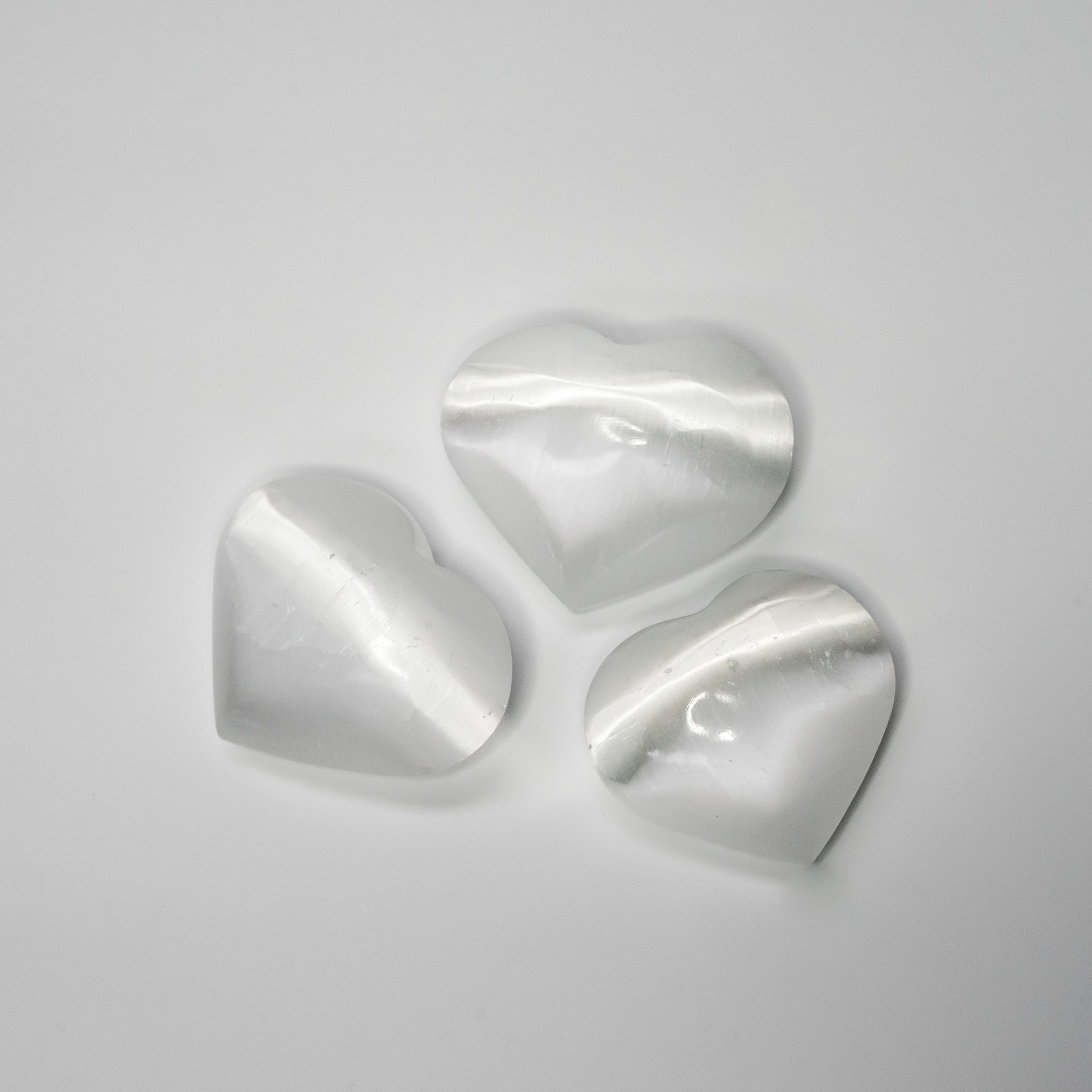 Selenite white heart 5-6 cm - Case of 5